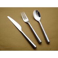 Classic Hammered Round Handle Cutlery 76