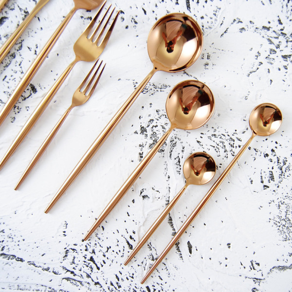 Electroplated rose gold cutlery and chopsticks 41