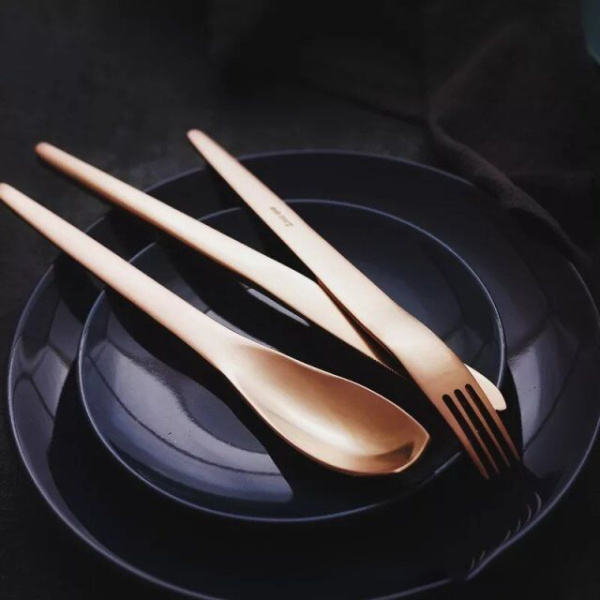 Matt rose gold western cutlery 50